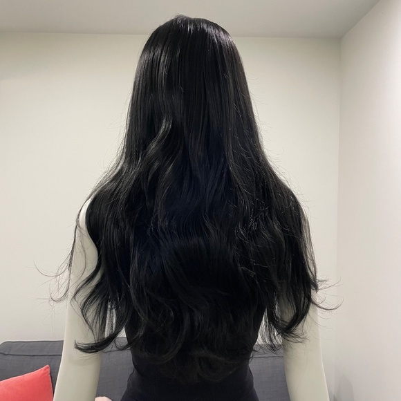 ARDA WIGS Black Long Wavy Classic Wig - Picture 3 of 12